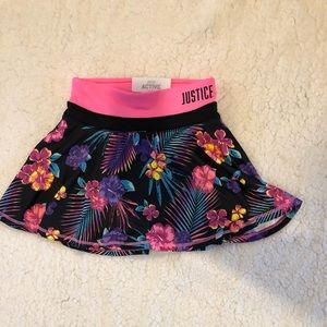 BNWT Justice Skort